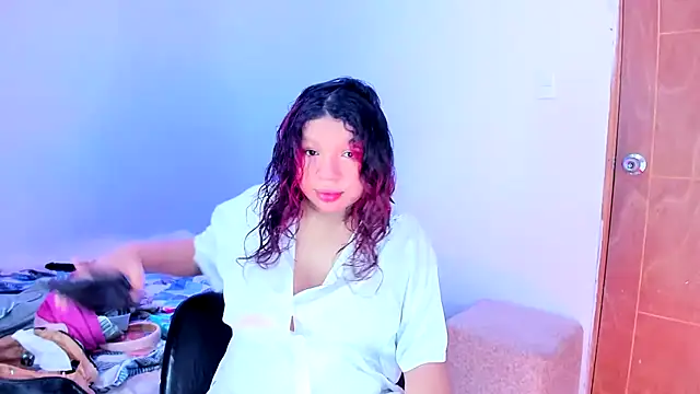 Emily Coper18 online show from 06-13-26, 02:15