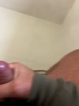 Angeloggaa online show from 12-17-25, 09:04