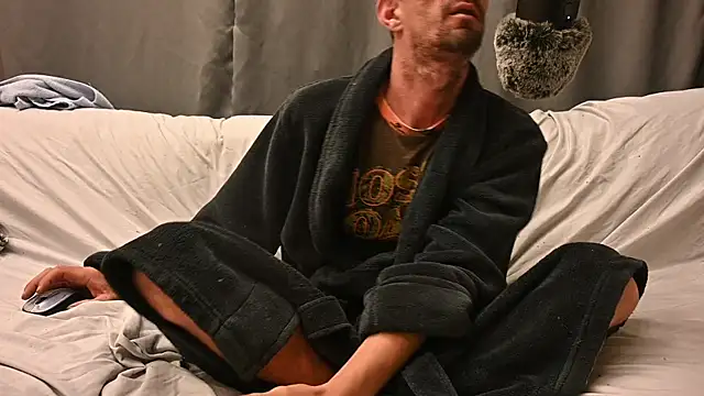 joeiandola online show from 09-30-25, 04:23