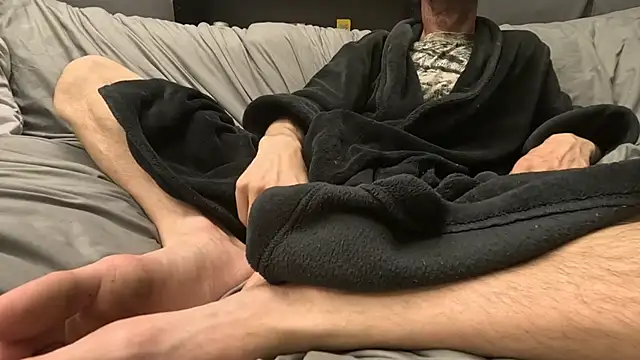 Snapshot of joeiandola chatting on 02-07-26, 12:47 joeiandola online show from 02-07-26, 12:47