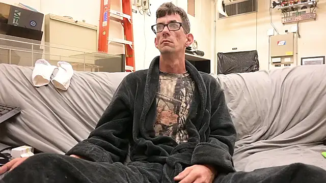 Snapshot of joeiandola chatting on 03-01-26, 05:26 joeiandola online show from 03-01-26, 05:26