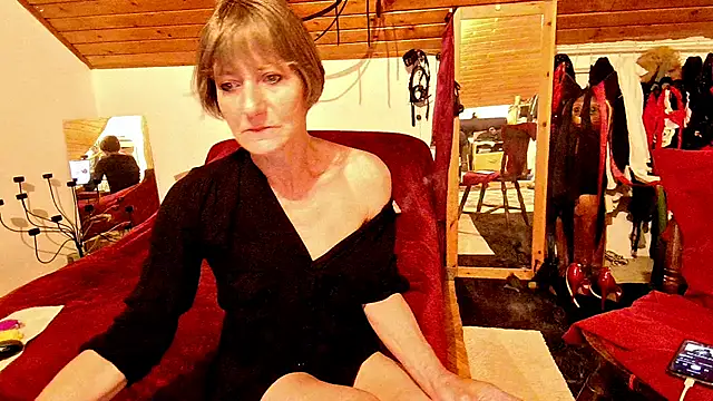 Hot Colettte online show from 05-29-26, 07:56