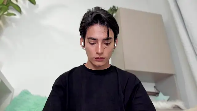 sebas rose online show from 01-05-25, 11:33