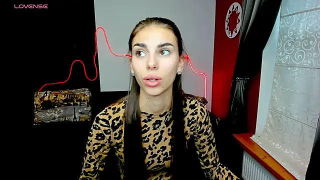 Snapshot of EmmyGreans chatting on 09-18-25, 06:37 EmmyGreans online show from 09-18-25, 06:37