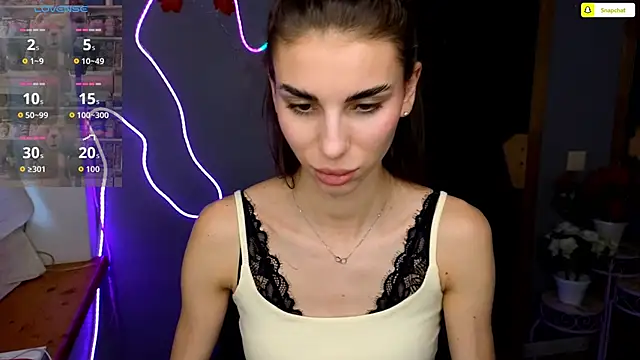 EmmyGreans online show from 11-17-25, 12:44