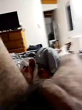 leon3875 online show from 12-15-24, 05:13