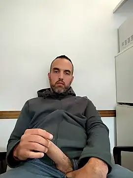 leon3875 online show from 01-16-25, 03:24