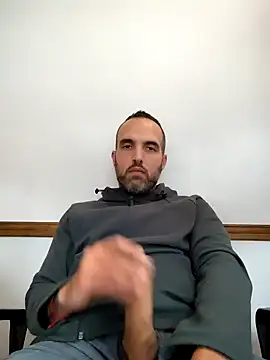 leon3875 online show from 01-17-25, 03:32