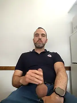 leon3875 online show from 11-28-25, 03:25