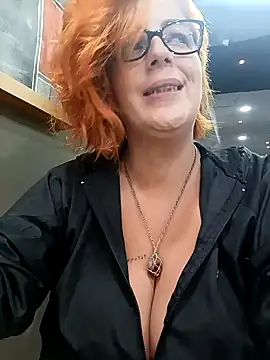 Escarlate4you  online show from 10-22-25, 12:55