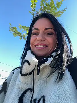 KimKelly13 online show from 04-23-26, 05:52