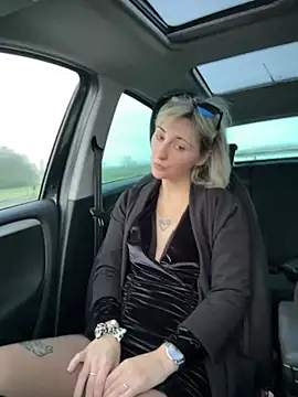 sexy blondie92 online show from 02-01-25, 04:11