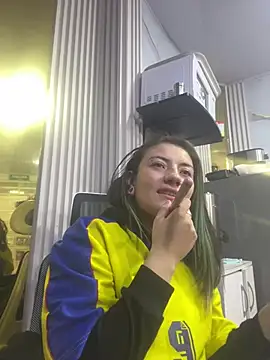 Broklinwhite  online show from 06-27-26, 01:17