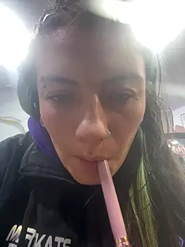 Broklinwhite  online show from 06-30-26, 01:23