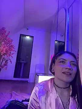 Broklinwhite  online show from 07-24-26, 01:53
