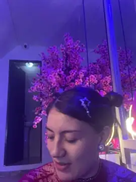 Broklinwhite  online show from 07-25-26, 02:25