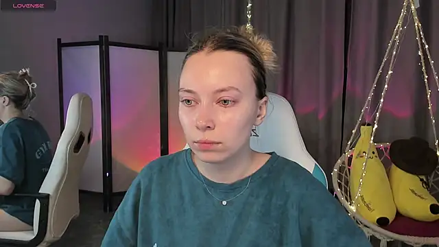 Snapshot of TiffanyBatson chatting on 02-13-25, 04:00 TiffanyBatson online show from 02-13-25, 04:00