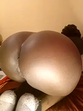 Misskhalifa  online show from 10-24-25, 12:23