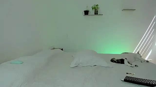 Snapshot of Lilabril chatting on 01-13-25, 05:23 Lilabril online show from 01-13-25, 05:23