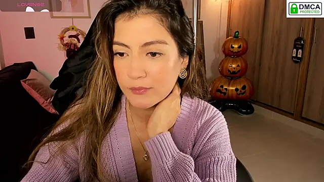 Snapshot of Lilabril chatting on 10-07-25, 02:36 Lilabril online show from 10-07-25, 02:36