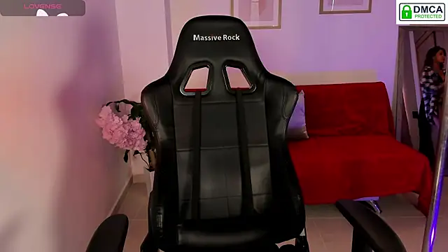 Snapshot of Lilabril chatting on 01-09-26, 02:31 Lilabril online show from 01-09-26, 02:31