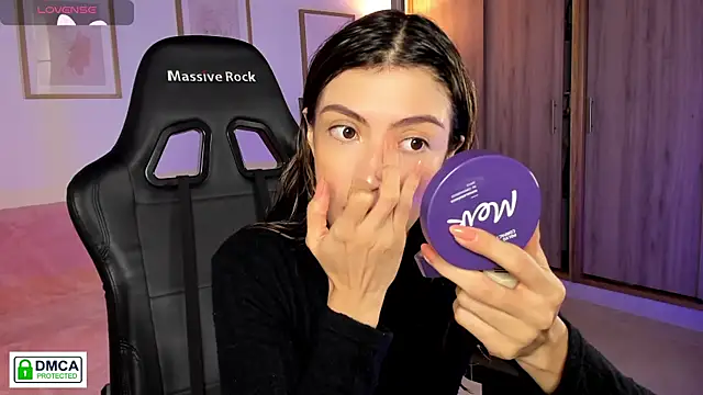 Snapshot of Lilabril chatting on 02-04-26, 02:45 Lilabril online show from 02-04-26, 02:45