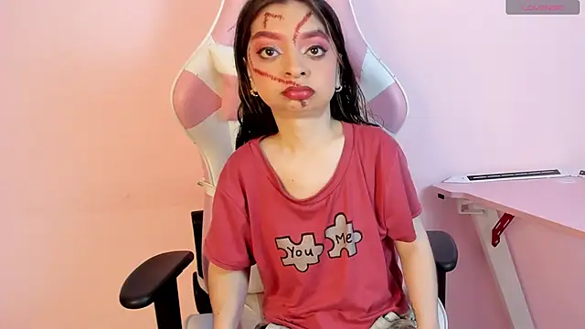 CharlotteMuller online show from 10-30-25, 09:04