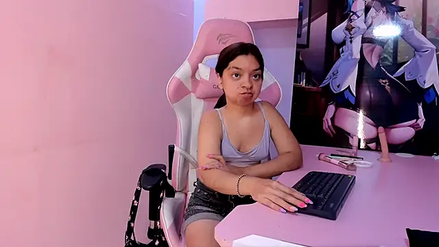 CharlotteMuller online show from 04-21-26, 08:12