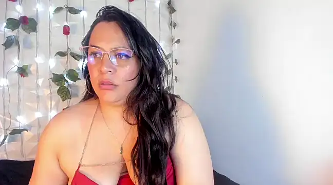 Snapshot of Biiancacox chatting on 02-15-25, 09:27 Biiancacox online show from 02-15-25, 09:27