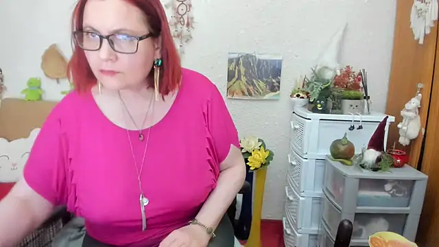 Snapshot of PlayfullMature chatting on 03-09-25, 11:14 PlayfullMature online show from 03-09-25, 11:14