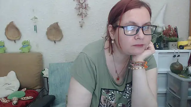 Snapshot of PlayfullMature chatting on 03-20-25, 07:46 PlayfullMature online show from 03-20-25, 07:46