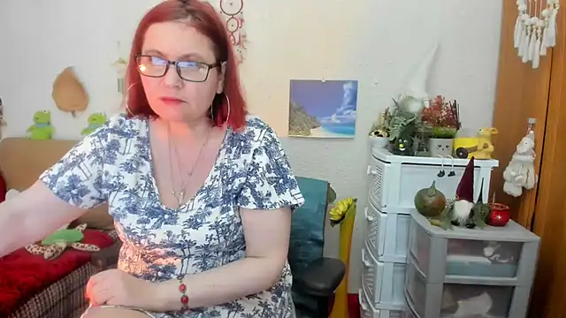 Snapshot of PlayfullMature chatting on 03-22-25, 04:14 PlayfullMature online show from 03-22-25, 04:14