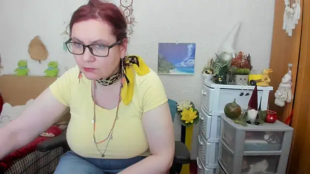 Snapshot of PlayfullMature chatting on 03-23-25, 08:59 PlayfullMature online show from 03-23-25, 08:59