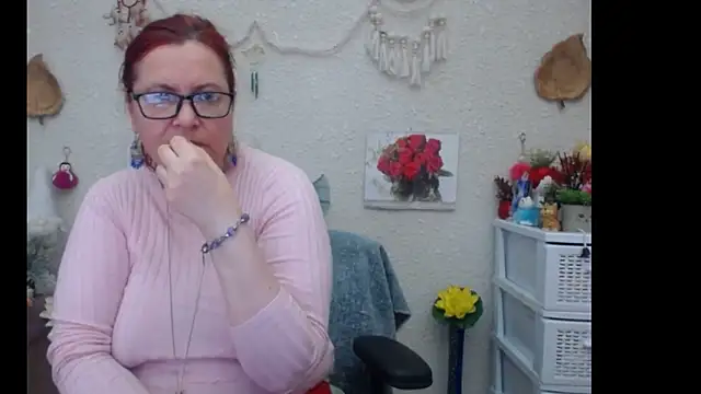 Snapshot of PlayfullMature chatting on 09-12-25, 02:22 PlayfullMature online show from 09-12-25, 02:22