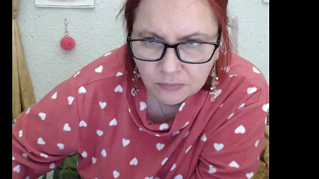 Snapshot of PlayfullMature chatting on 10-11-25, 12:36 PlayfullMature online show from 10-11-25, 12:36