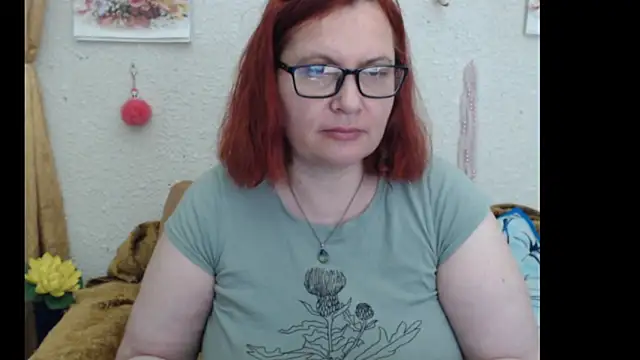 Snapshot of PlayfullMature chatting on 10-14-25, 03:57 PlayfullMature online show from 10-14-25, 03:57