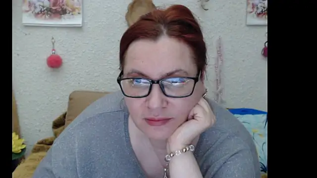 Snapshot of PlayfullMature chatting on 10-16-25, 02:34 PlayfullMature online show from 10-16-25, 02:34