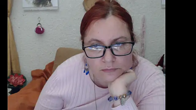 Snapshot of PlayfullMature chatting on 10-21-25, 11:27 PlayfullMature online show from 10-21-25, 11:27