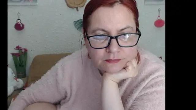 Snapshot of PlayfullMature chatting on 11-24-25, 09:58 PlayfullMature online show from 11-24-25, 09:58