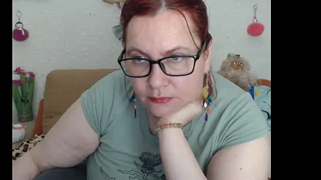 Snapshot of PlayfullMature chatting on 11-26-25, 09:27 PlayfullMature online show from 11-26-25, 09:27