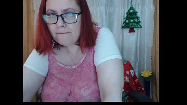 Snapshot of PlayfullMature chatting on 01-14-26, 08:31 PlayfullMature online show from 01-14-26, 08:31