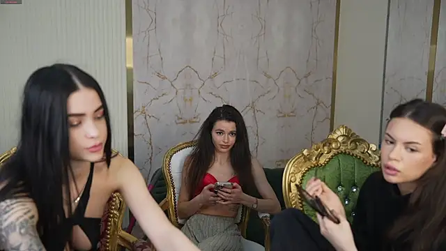 Snapshot of Tina_Breeze chatting on 03-11-25, 08:20 Tina Breeze online show from 03-11-25, 08:20