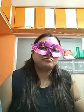 Snapshot of SWEETLYBOMB chatting on 05-26-26, 03:19 SWEETLYBOMB online show from 05-26-26, 03:19