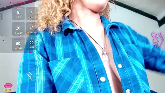 Snapshot of Eva_Hoot chatting on 01-31-25, 01:34 Eva Hoot online show from 01-31-25, 01:34