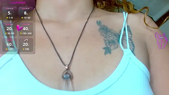 Snapshot of Eva_Hoot chatting on 03-11-25, 02:51 Eva Hoot online show from 03-11-25, 02:51