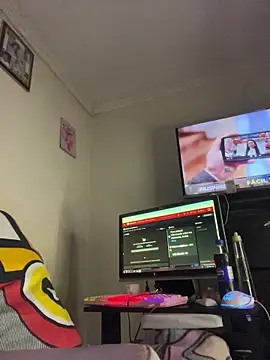 Snapshot of _Dulcinea777 chatting on 11-12-25, 02:45 Dulcinea777 online show from 11-12-25, 02:45