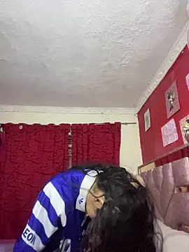 Snapshot of _Dulcinea777 chatting on 11-12-25, 11:03 Dulcinea777 online show from 11-12-25, 11:03