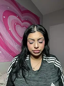 ThickerThanYoBitch online show from 02-21-26, 08:04