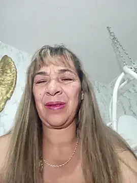 Snapshot of biancchi chatting on 02-20-25, 09:44 biancchi online show from 02-20-25, 09:44