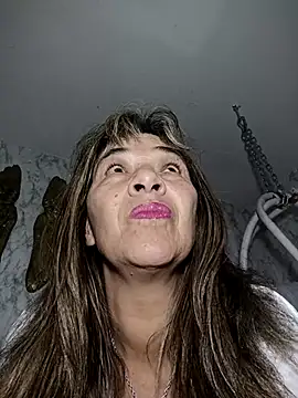 Snapshot of biancchi chatting on 03-08-25, 11:05 biancchi online show from 03-08-25, 11:05